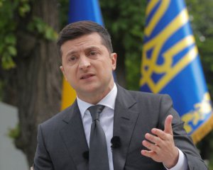 Зеленський: Росія окупувала території України і не хоче визнавати себе стороною війни