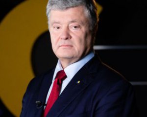 Порошенко відбув у заплановане дипломатичне турне до Туреччини та Польщі