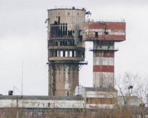 У Черкасах підірвали вежі на хімкомбінаті "Азот"