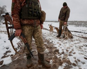 НАТО має дати Україні зброю, бо Росія явно хоче напасти - Литва