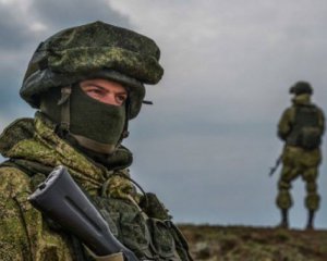 На Донбасі важко поранили українського воїна