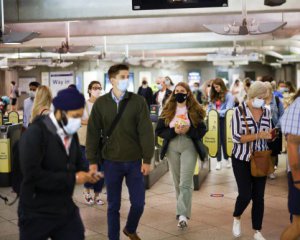 Больше всего за время пандемии: в мире обнаружили рекордное количество заражений Covid-19