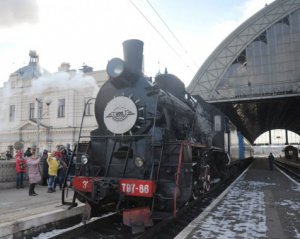 Укрзализныця запустила ретро-поезд: цена билетов и маршрут