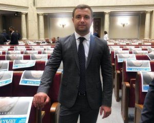 &quot;Слуга народу&quot; задекларував купівлю телеканалу як подарунок від батьків