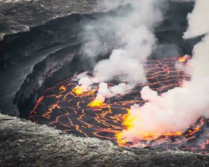 В Африке проснулся один из крупнейших вулканов мира