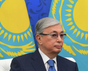 "Хто не здасться, буде знищений": президент Казахстану зробив заяву