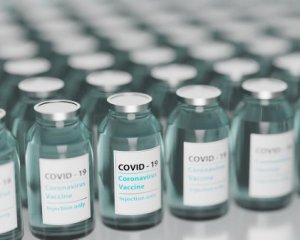 Україна знищить понад 500 тисяч доз вакцин від Covid-19