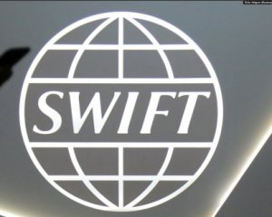 В США отказываются комментировать возможность отключения России от SWIFT, а ЕС боится мести