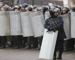 Росія продовжує вводити війська в Казахстан