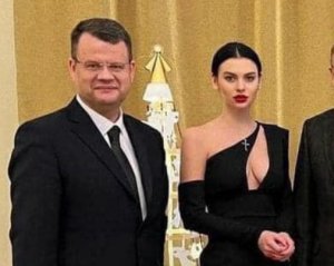 Звільнений зі скандалом заступник міністра освіти переплюнув у зарплаті Шкарлета