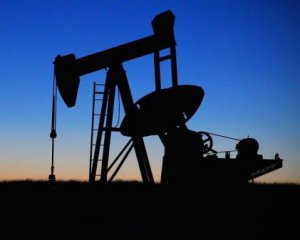 Ціни на нафту різко зросли на тлі заяви США
