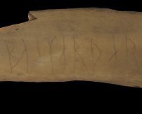 На кістці знайшли напис давніми рунами