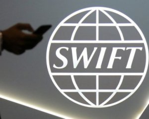 Россию могут отключить от SWIFT