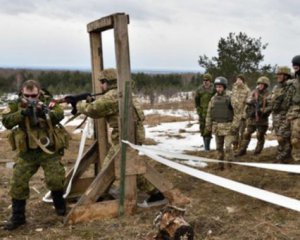 Канада хочет продолжить военно-тренировочную миссию в Украине