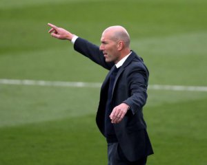 Тренуватиме Мессі й Неймара. ПСЖ зробив пропозицію Зідану