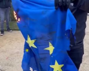 У Бельгії мирні акції щодо карантинних обмежень переросли у погроми