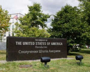 США зобов&#039;язали родини своїх дипломатів покинути Україну