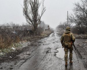 Боевики на Донбассе изрешетили пулями украинские позиции