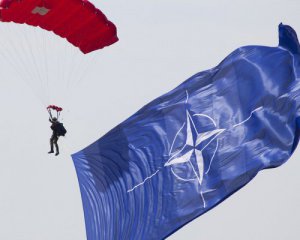 На тлі російської агресії НАТО посилює військову оборону Східної Європи