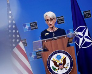 Москва застосує силу проти України до середини лютого - Держдеп США