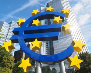 Центробанк ЕС просит банки подготовиться на случай санкций против РФ