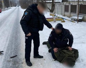 У військовій частині, де солдат розстріляв співслужбовців, раніше траплялися самогубства