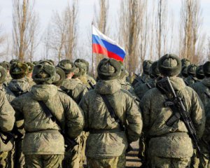 Росія почала відводити війська від кордону України