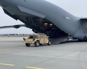 До Польщі прибув другий літак з американськими військовими