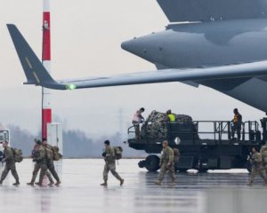 США продовжує перекидати своїх десантників у Польщу