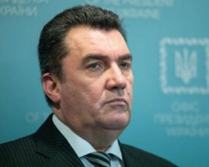 Не збираємося повертати Донбас і Крим силовим шляхом - Данілов