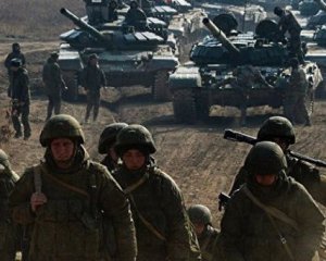 В окупованому Криму перебуває 32 тисячі російських військових