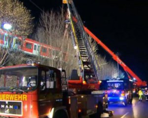 В Германии столкнулись два поезда: много пострадавших и погибший