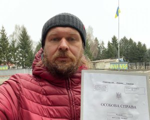 Украинские звезды начали записываться в терроборону