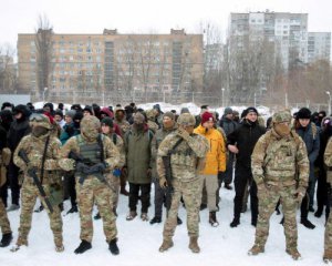 &quot;Можна буде воювати і в джинсах&quot; – командувач Сил тероборони