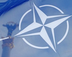 НАТО закриває свій офіс у Києві