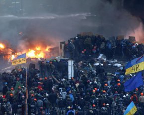 У Києві розстріляли десятки людей: найтрагічніший день на Майдані у фото та відео