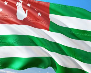 Абхазія хоче надати військову допомогу ОРДЛО