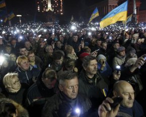 Прощання із загиблими, виступ Парасюка та втеча Януковича. Згадуємо 21 лютого на Майдані у фото та відео