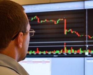 Загострення на кордонах України зростає: російські ринки почали падіння