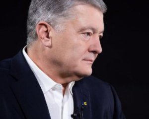 Порошенко призвал ввести против России адские санкции