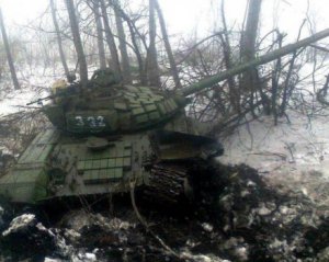 Ворог на танках і БТР атакує міста Луганщини - ЗСУ взяли полонених