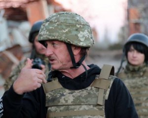 Війна в Україні: голлівудський актор прибув до Києва і пішов в Офіс президента