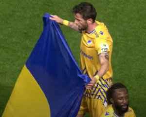 &quot;У нас спільний ворог&quot; - грузинський форвард відсвяткував гол  з українським прапором