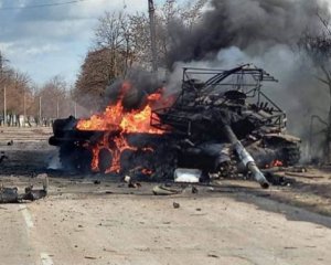 Атака на Чернігів: від ворожих снарядів постраждали дитсадок і магазин