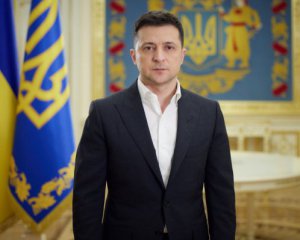 Зеленський надав безвізовий режим іноземцям, які бажають воювати за Україну