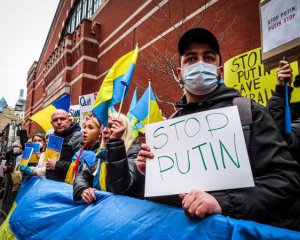 Едут защищать Украину: 80 тысяч украинцев с начала войны вернулись в страну