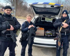 "Все буде Україна" - все більше спортсменів беруть до рук зброю