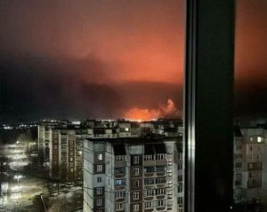 В Житомире обстреляли базу украинских десантников и жилой дом