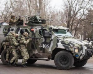 &quot;Встали под ствол&quot;: в Николаеве люди готовятся встречать врага