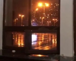 Українська ППО збила ракету російських нацистів - уламки впали біля вокзалу у Києві